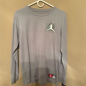 NWT Boys Jordan brand long sleeve shirt, size XL